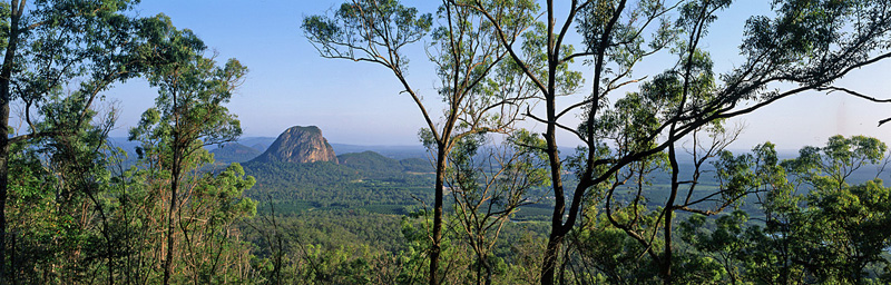 Glasshouse Mountains, Qld